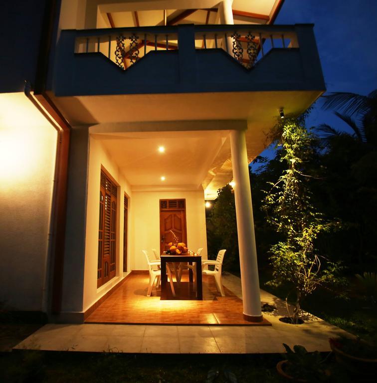 Summer Valley Boutique Villa Unawatuna Exterior photo