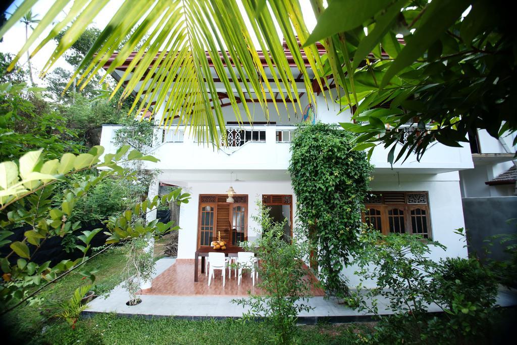 Summer Valley Boutique Villa Unawatuna Exterior photo